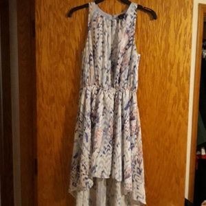 Forever 21 sleeveless spring/summer dress